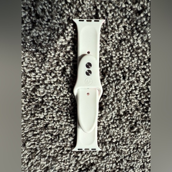 NEW tulip apple watch band ⭐️2 for $35 - Picture 3 of 3